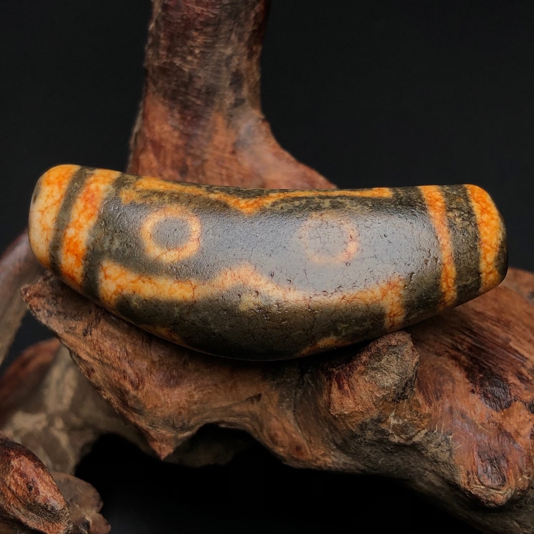 A Exquisite Seven-eye Dzi bead - 2