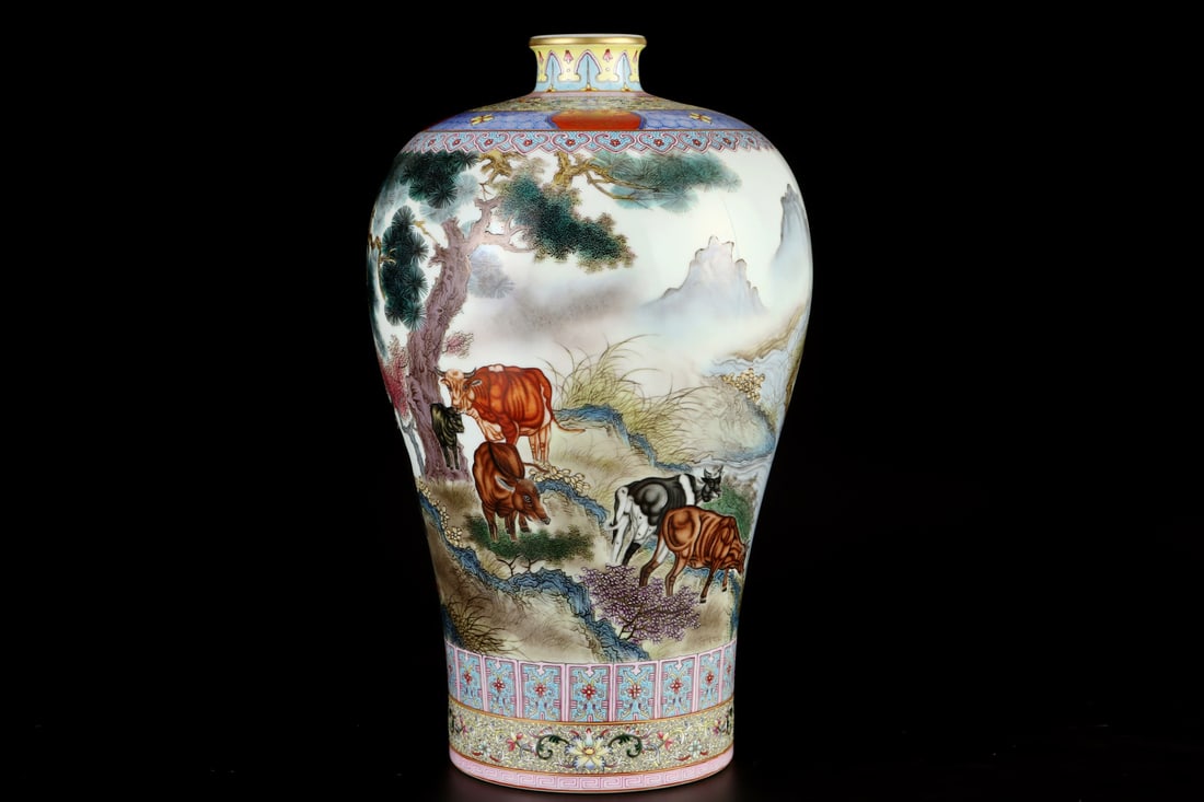 A Exquisite Enamel Buffalo Pattern Vase - 4