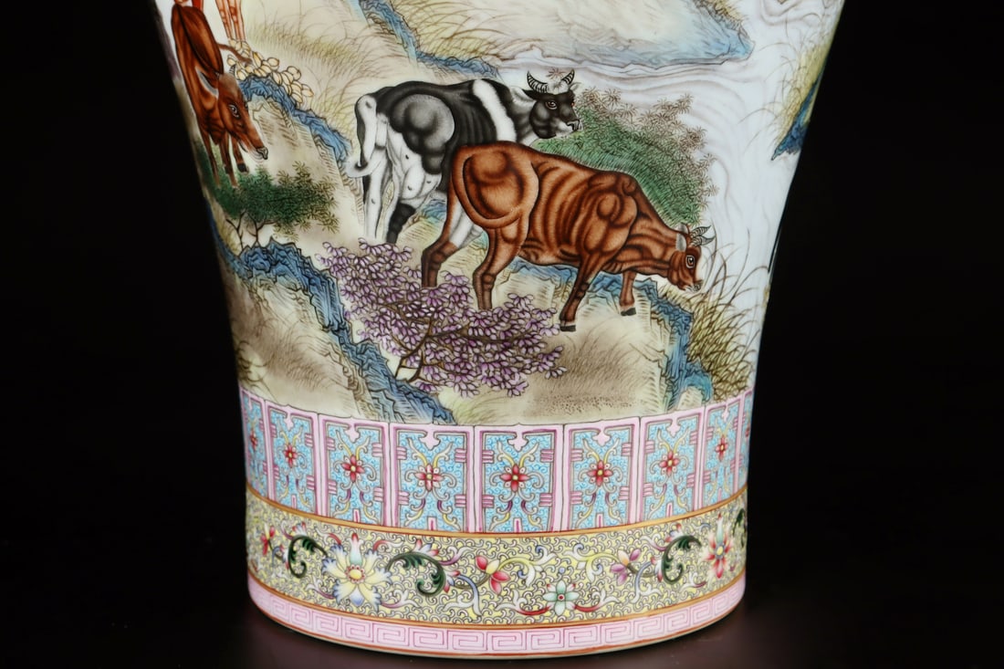 A Exquisite Enamel Buffalo Pattern Vase - 5