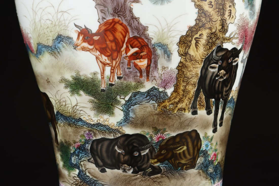 A Exquisite Enamel Buffalo Pattern Vase - 6
