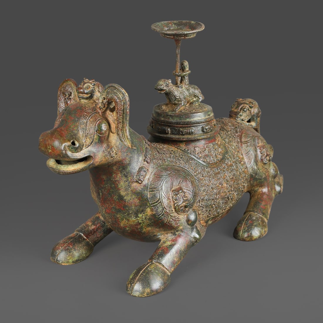 A Exquisite Bronze Beast Candlestick - 3