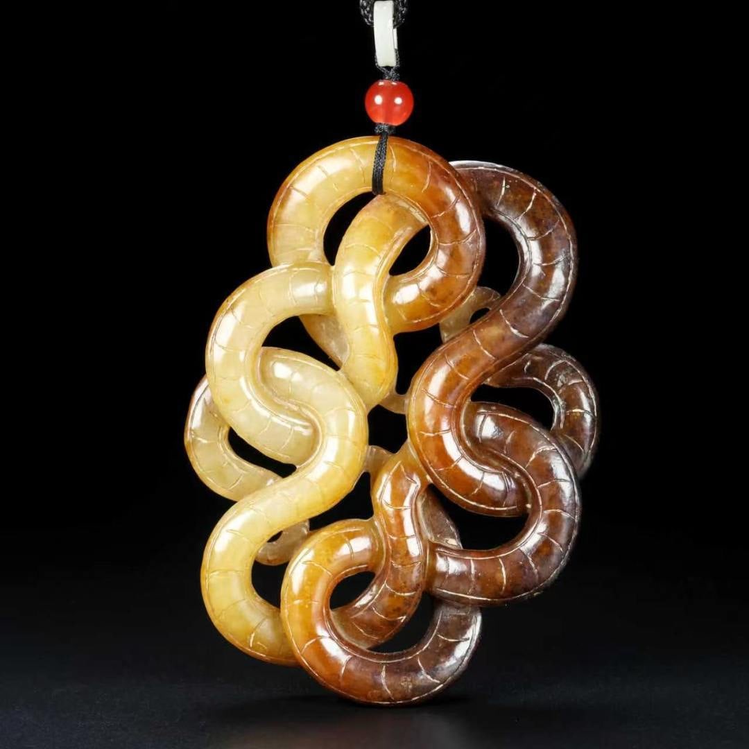 A Exquisite Hotan Jade Snake Pendant - 4