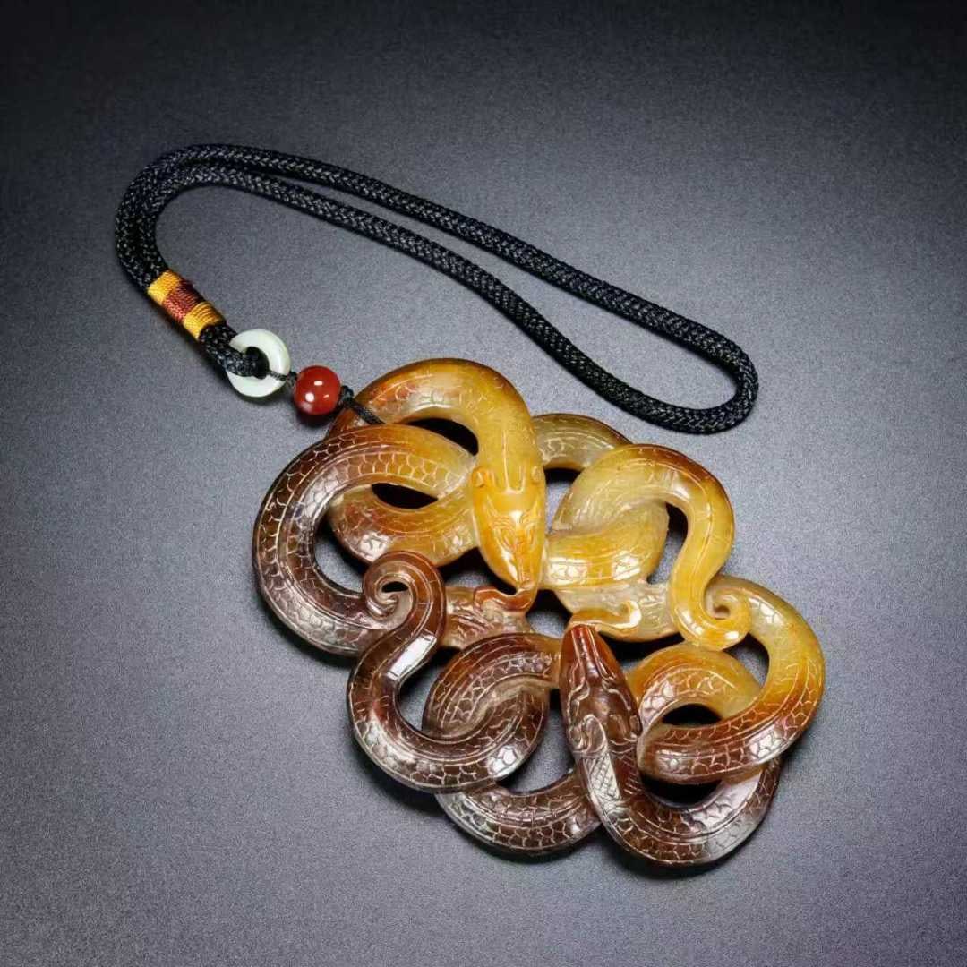A Exquisite Hotan Jade Snake Pendant - 6