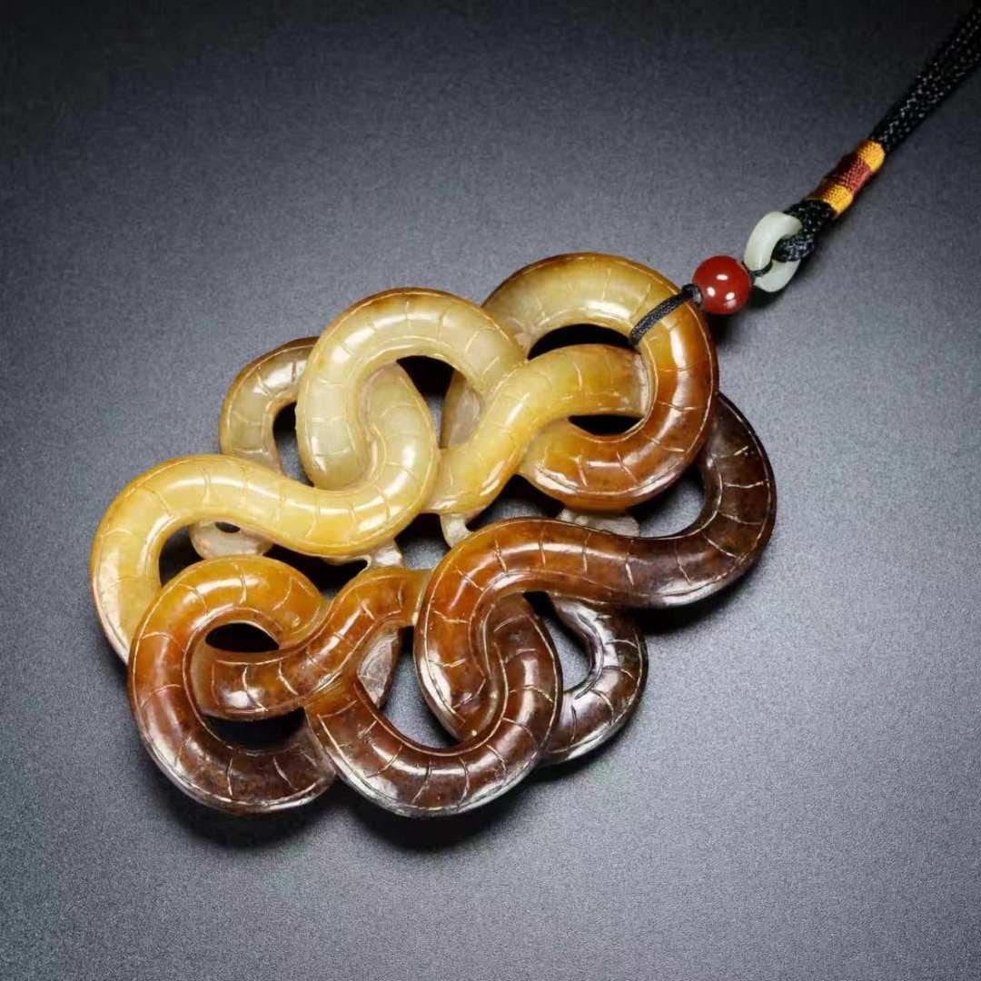 A Exquisite Hotan Jade Snake Pendant - 8