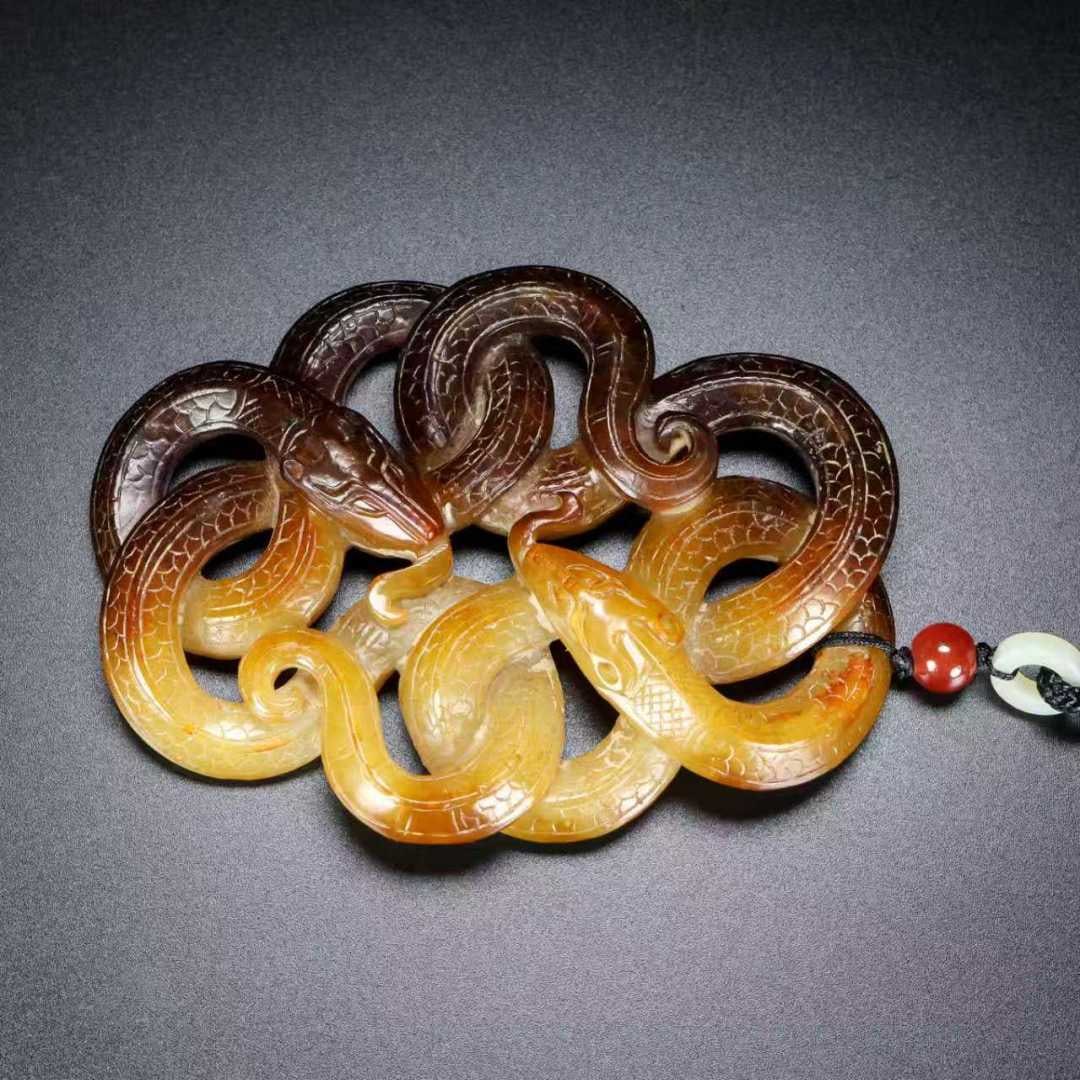 A Exquisite Hotan Jade Snake Pendant - 9