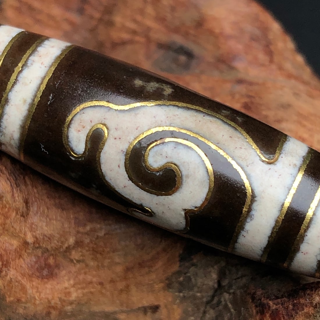 A Exquisite Green Tara Dzi bead - 7