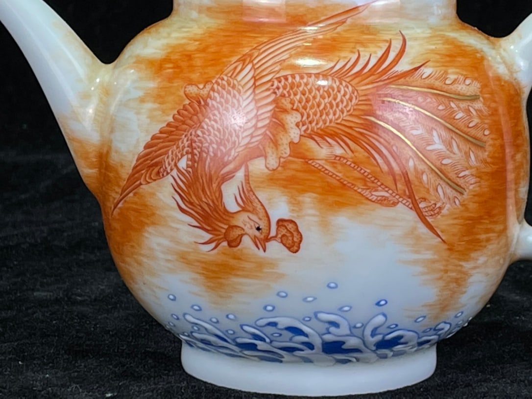 A Exquisite Iron-Red Phoenix Pattern Ewer - 3
