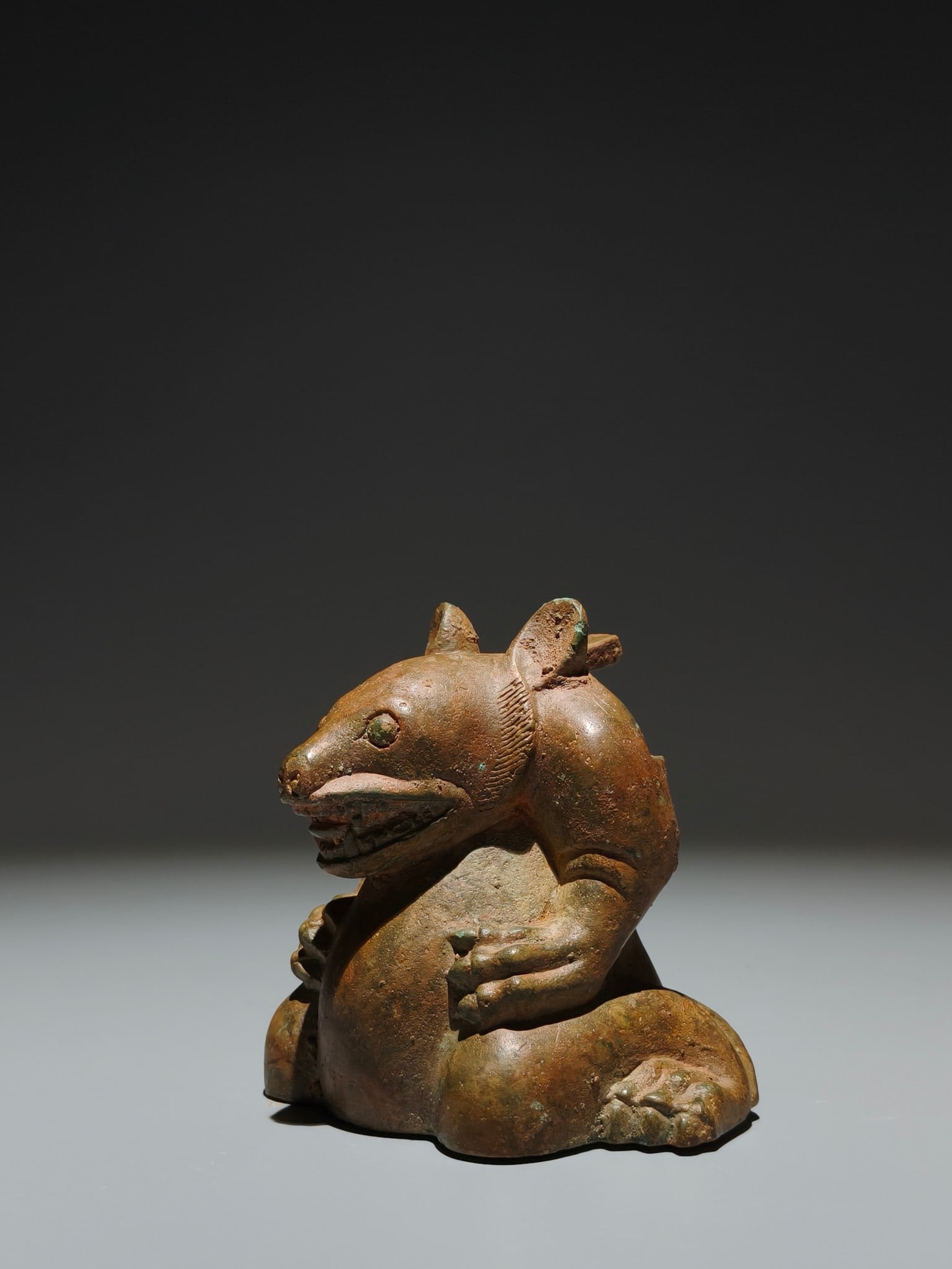 A Exquisite Bronze Bear Ornament - 3