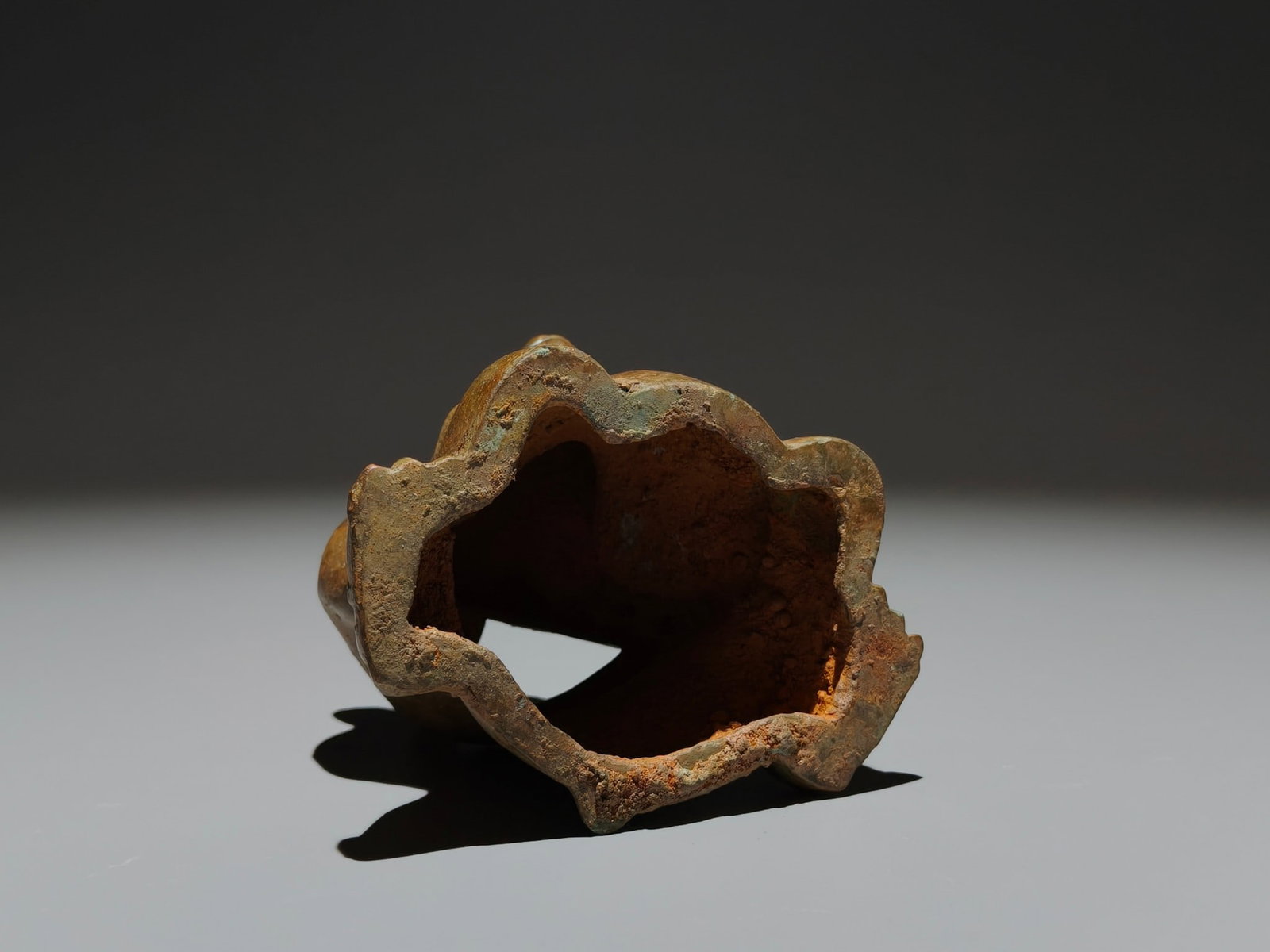 A Exquisite Bronze Bear Ornament - 9