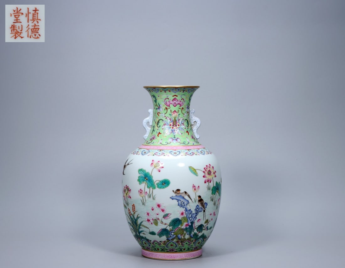 A Exquisite Famille-Rose Flower and Bird Pattern Vase: A Exquisite Famille-Rose Flower and Bird Pattern Vase,Qing Dynasty, China,With Mark,Size:11.7inx3.9inx6.7inx4.2in,Weight:1603g 粉彩花鸟纹瓶,中国清