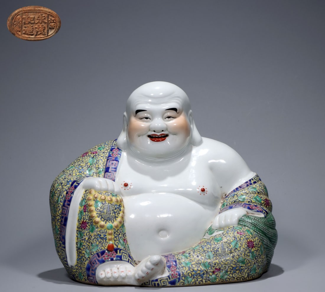 A Exquisite Famille-Rose Painted Gold Statue of Maitreya Buddha Ornament: A Exquisite Famille-Rose Painted Gold Statue of Maitreya Buddha Ornament,Republic of China,With Mark,Size:10.6inx11.8inx8.3in,Weight:2797g 粉彩描金弥勒佛Ā