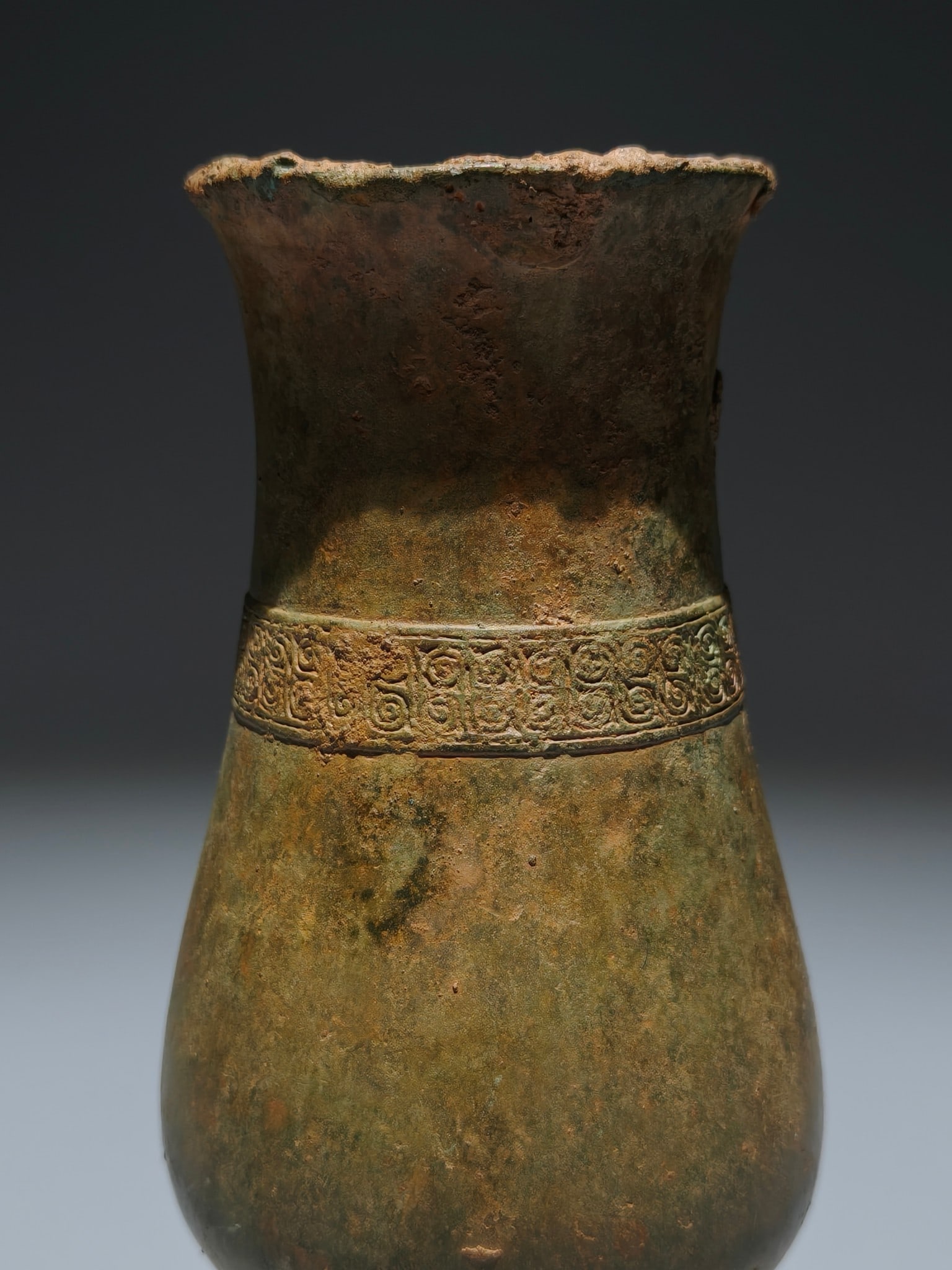 A Exquisite Bronze Pot - 6
