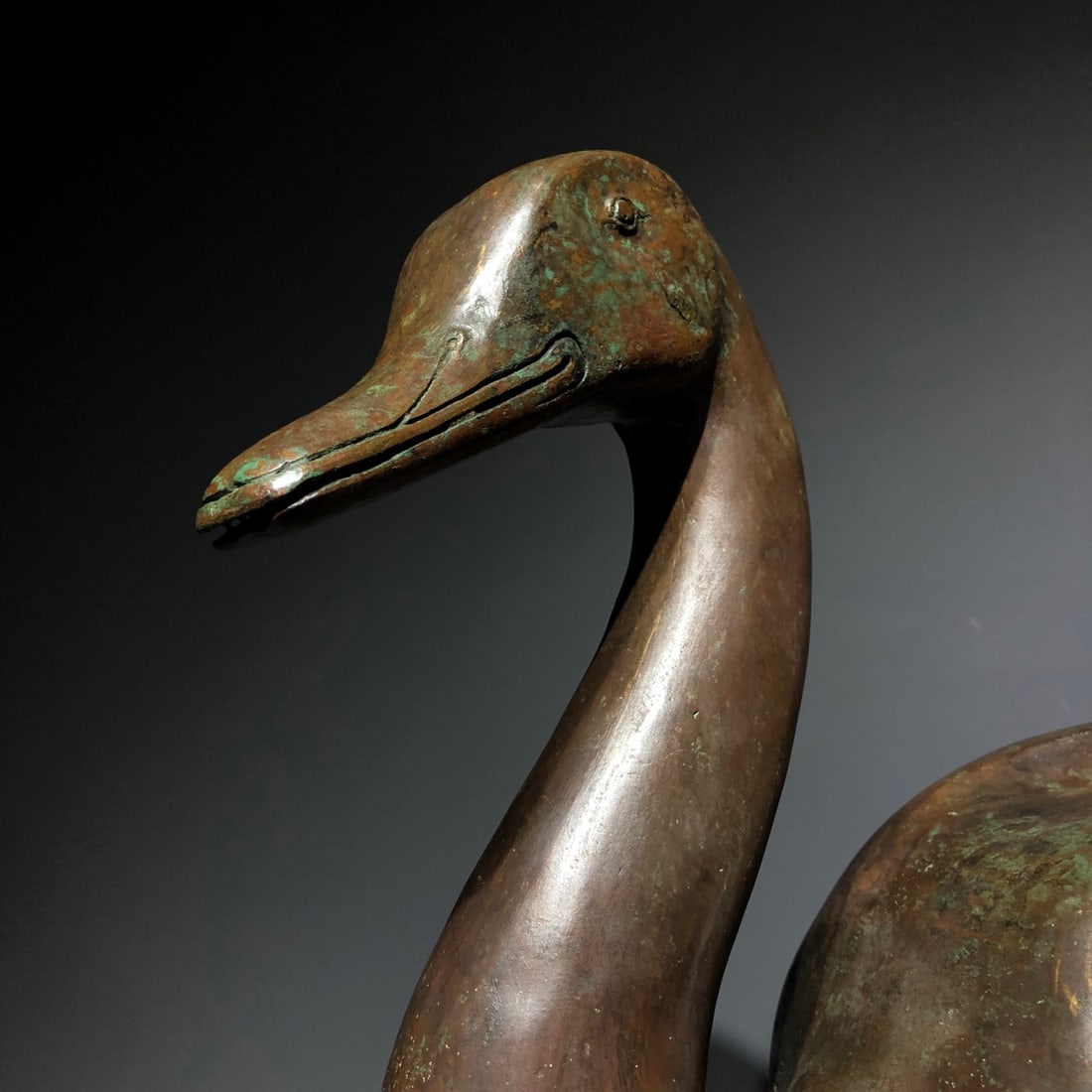 A Exquisite Coppery Duck Ornament - 2