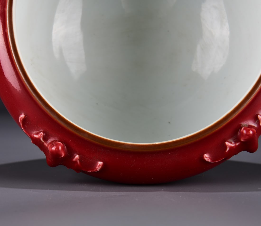 A Exquisite Lang Red Glazed Bat-Ears Brush Washer - 9