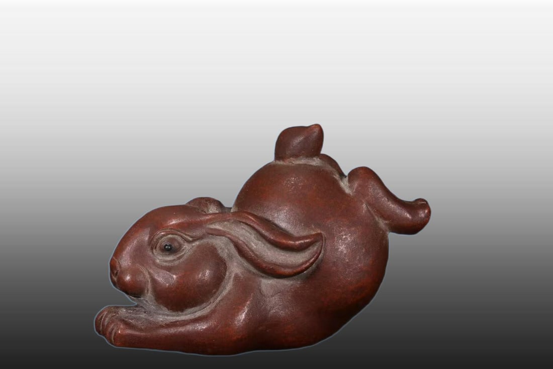 A Exquisite Purple Sands Rabbit Tea Pet: A Exquisite Purple Sands Rabbit Tea Pet,Qing Dynasty, China,Size:3.9inx1.6inx2.4in 紫砂兔子茶宠,中国清代