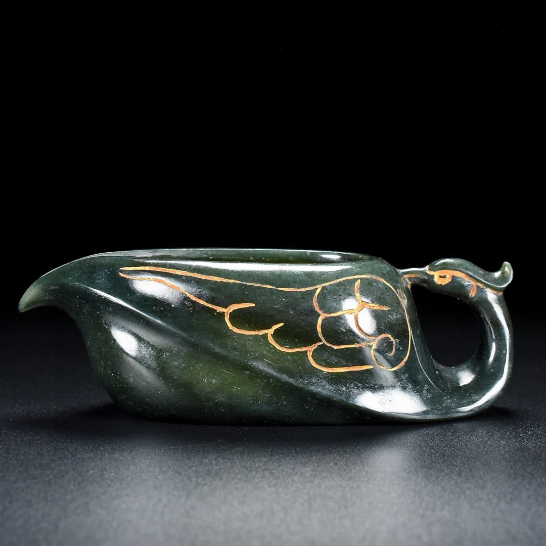 A Exquisite Hetian Green Nephrite Phoenix Goblet: A Exquisite Hetian Green Nephrite Phoenix Goblet,Qing Dynasty, China,Qianlong Four-character Mark,Size:5.5inx2.4inx2in ,Weight:173g 和田碧玉凤爵杯,中