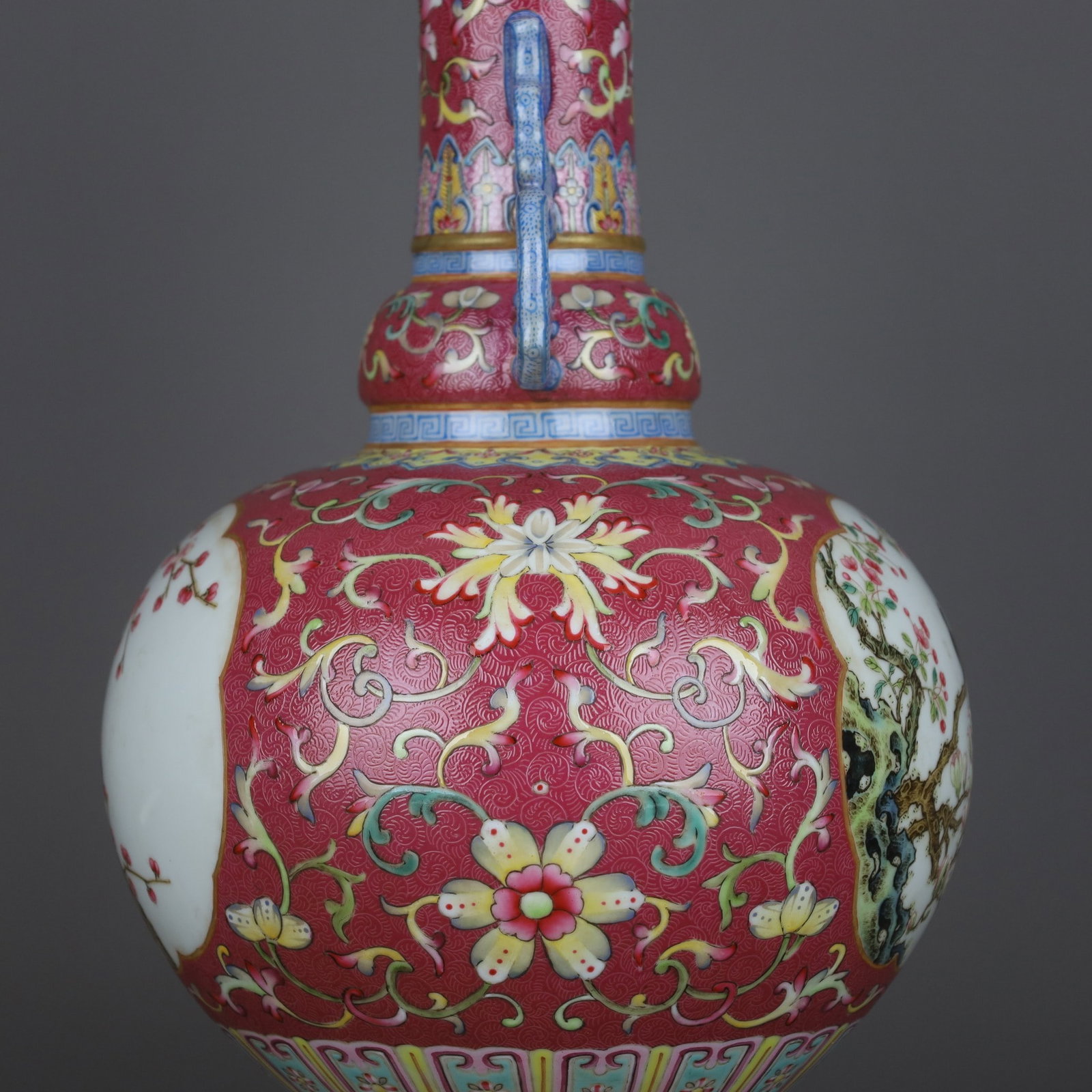 A Exquisite Ruby Red-Glazed Famille-Rose Flower and Bird Pattern Dragon-Ears Vase - 7