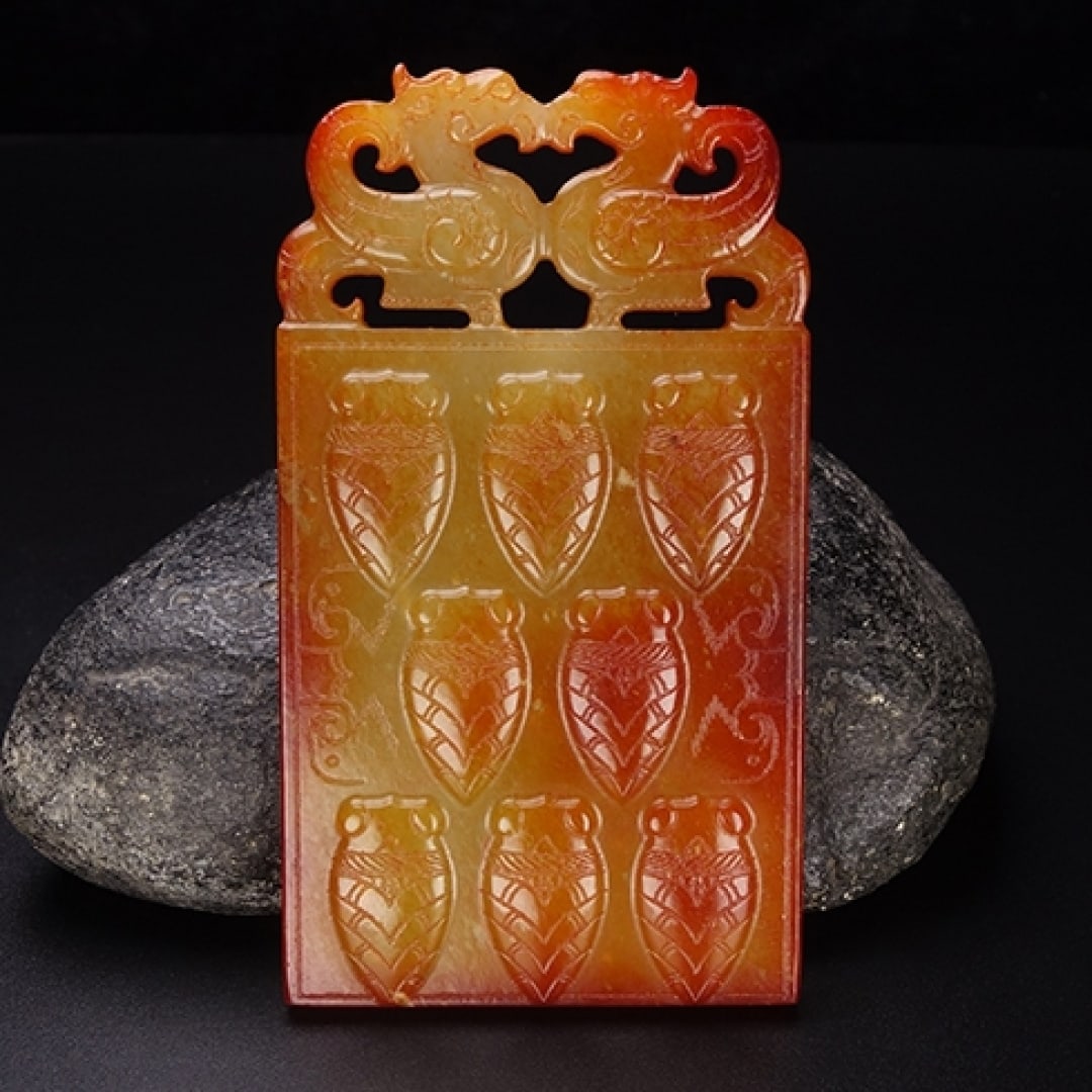 A Exquisite Hotan Jade Brand: A Exquisite Hotan Jade Brand,Han Dynasty, China,Size:3.5inx2.2inx0.4in ,Weight:84.2g 和田玉牌,中国汉代