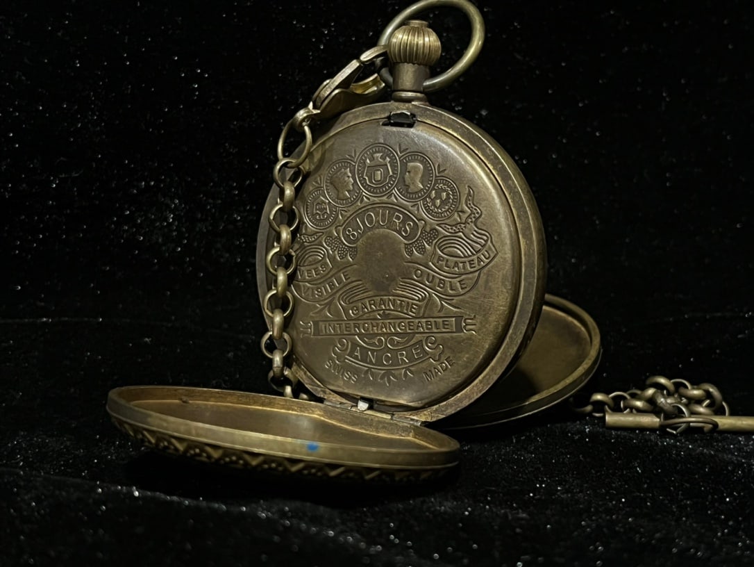 A Exquisite Coppery Double Opening Pocket Watch - 5