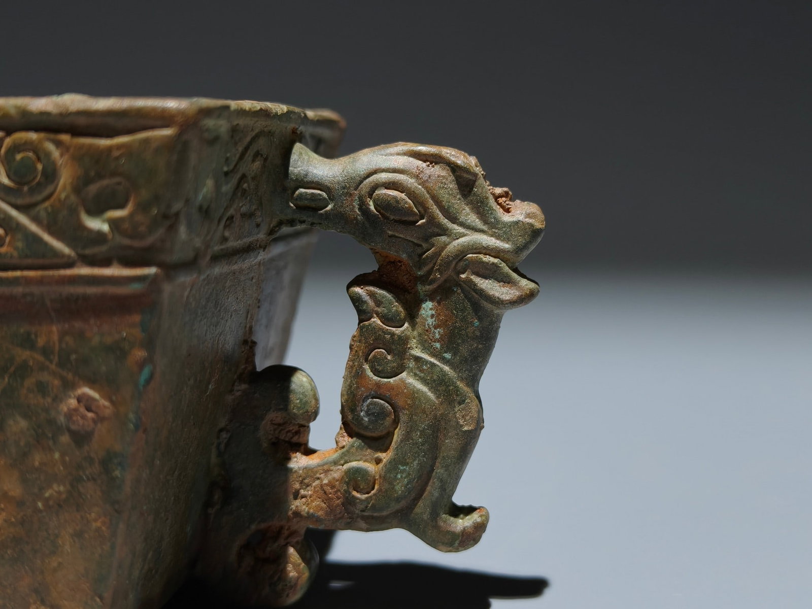 A Exquisite Bronze Auspicious Cloud Pattern Cup - 2