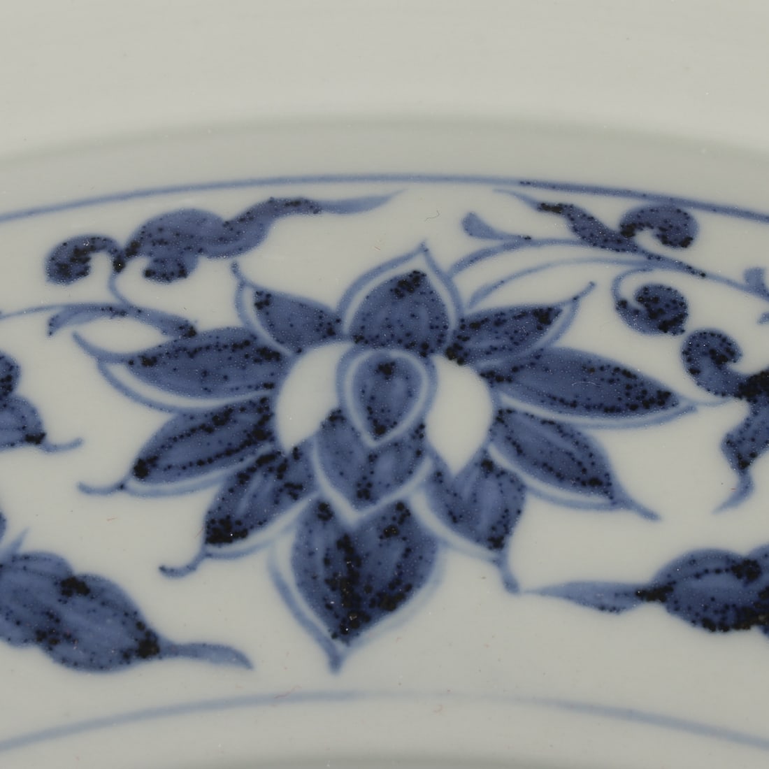 A Exquisite Blue and White Flower Bird Pattern Plate - 9