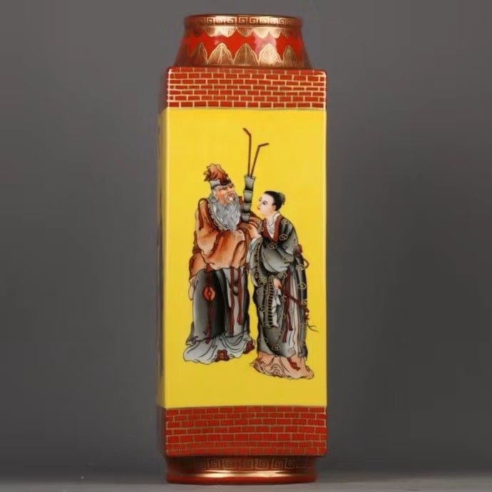A Exquisite Enamel Gilt Character and Story Pattern Vase: A Exquisite Enamel Gilt Character and Story Pattern Vase,Qing Dynasty, China,Yongzheng Four-character Mark,Size:18.9inx6.4in 珐琅彩鎏金人物故事
