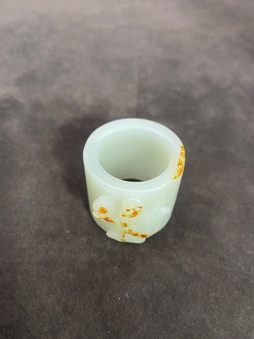 A Exquisite Hotan Jade Monkey Pattern Thumb Ring - 6