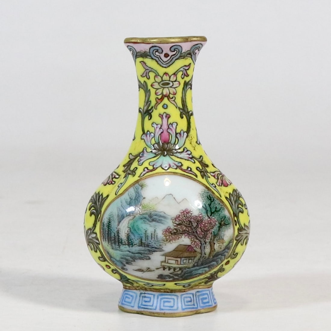 A Exquisite Yellow Ground Famille-Rose Lotus Landscape Pattern Vase: A Exquisite Yellow Ground Famille-Rose Lotus Landscape Pattern Vase,Qing Dynasty, China,Qianlong Four-character Mark,Size:3.5in 黄地粉彩缠枝莲山水