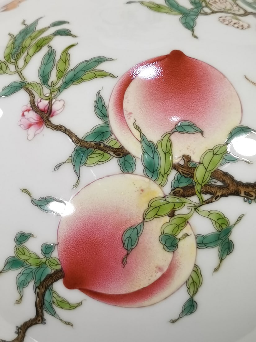 A Exquisite Famille-Rose Peach Pattern Vase - 4