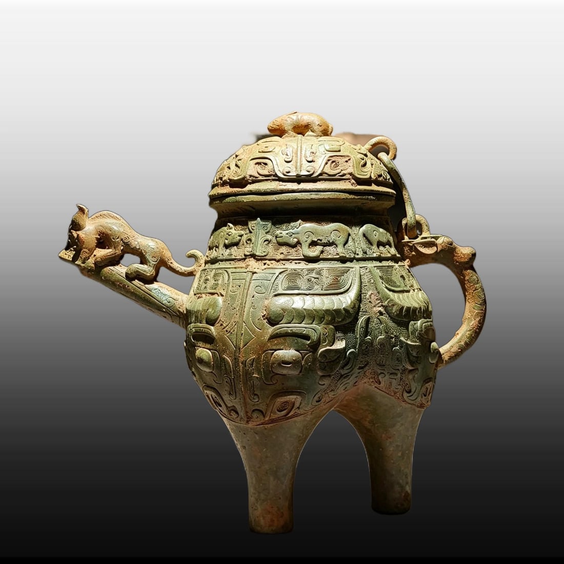A Exquisite Bronze Tiger Censer: A Exquisite Bronze Tiger Censer,Ancient Time, China,Size:15.7inx16.5inx9.4in 青铜虎炉,远古时期