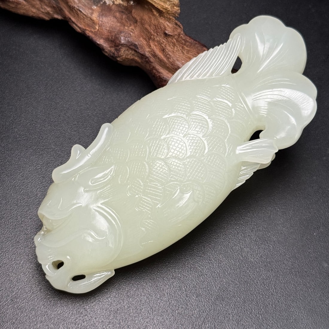 A Exquisite Hotan Jade Fish Handheld Carving - 2