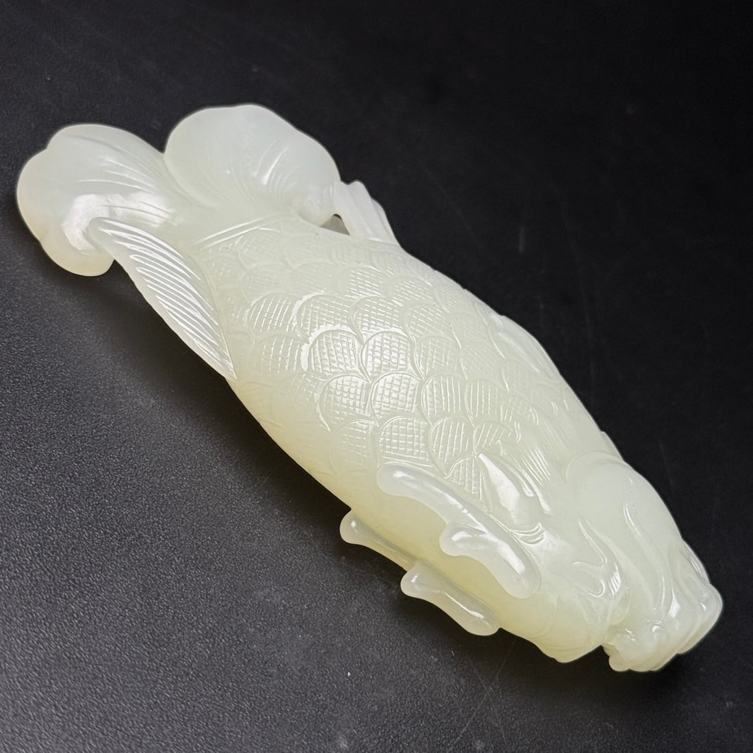 A Exquisite Hotan Jade Fish Handheld Carving - 5