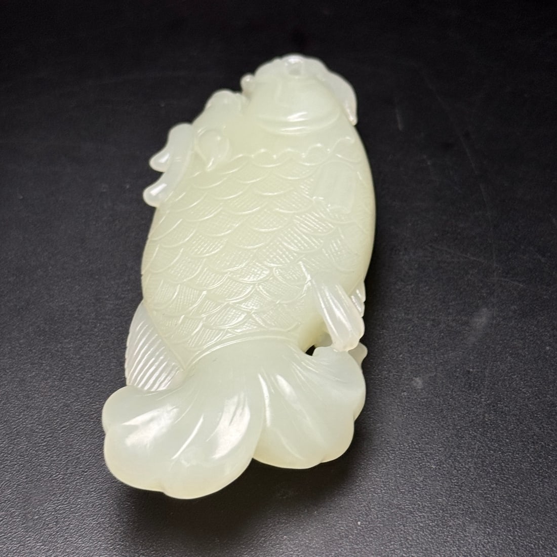 A Exquisite Hotan Jade Fish Handheld Carving - 7