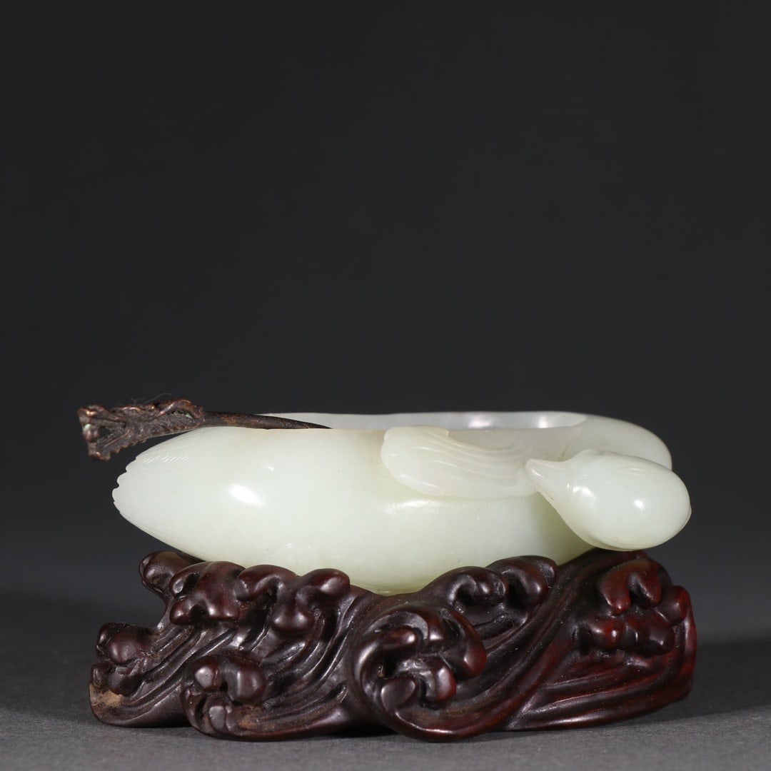A Exquisite Hotan Bird shape Water Pot - 4