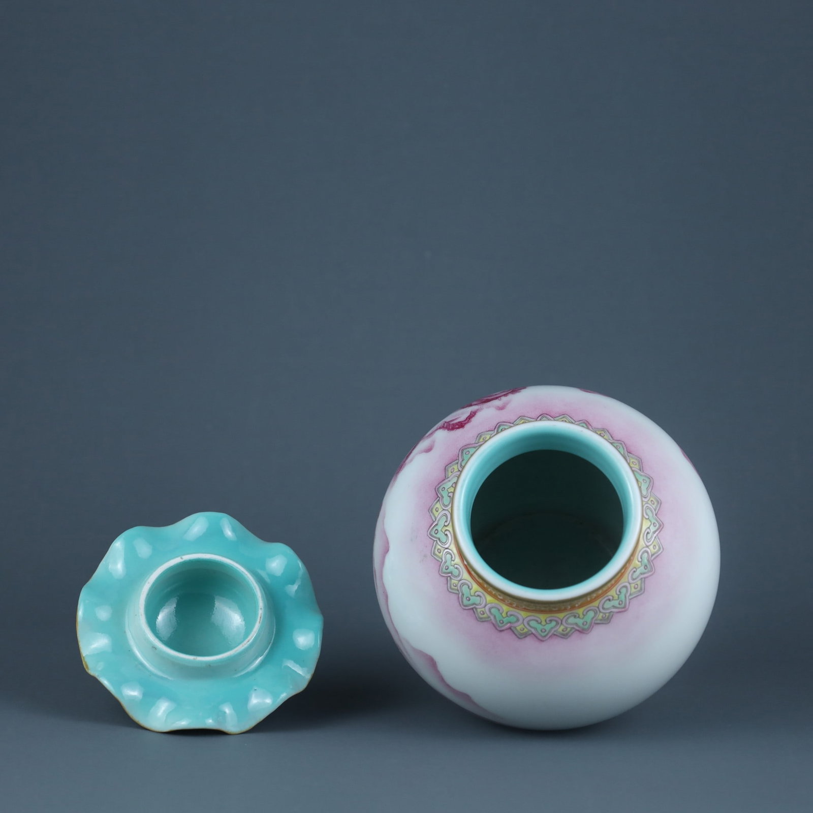 A Exquisite Agate Red Landscape Pattern Jar - 5
