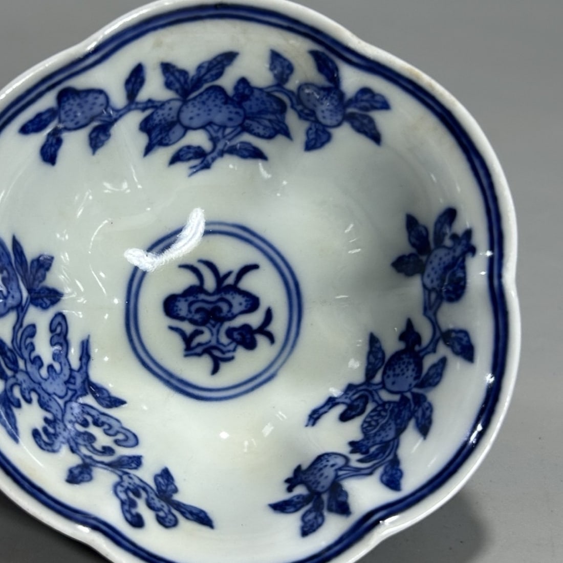 A Exquisite Blue and White Pine and Bamboo Pattern Cup - 2