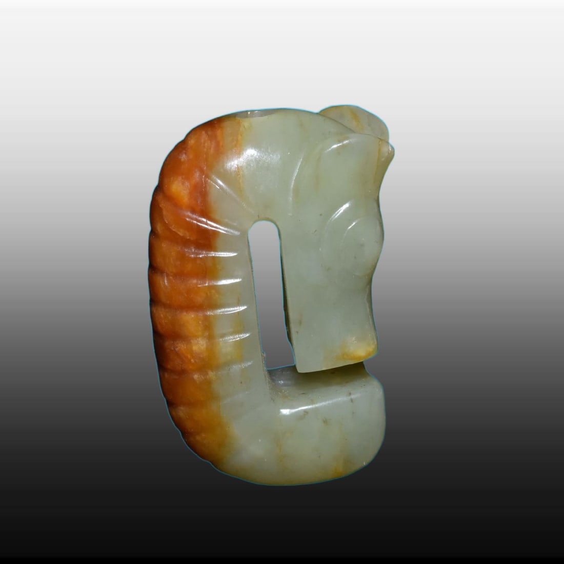 A Exquisite River Polished Jade Pig Dragon: A Exquisite River Polished Jade Pig Dragon,Ancient Time, China,Size:1.3inx2in,Weight:50g 河磨玉猪龙,远古时期