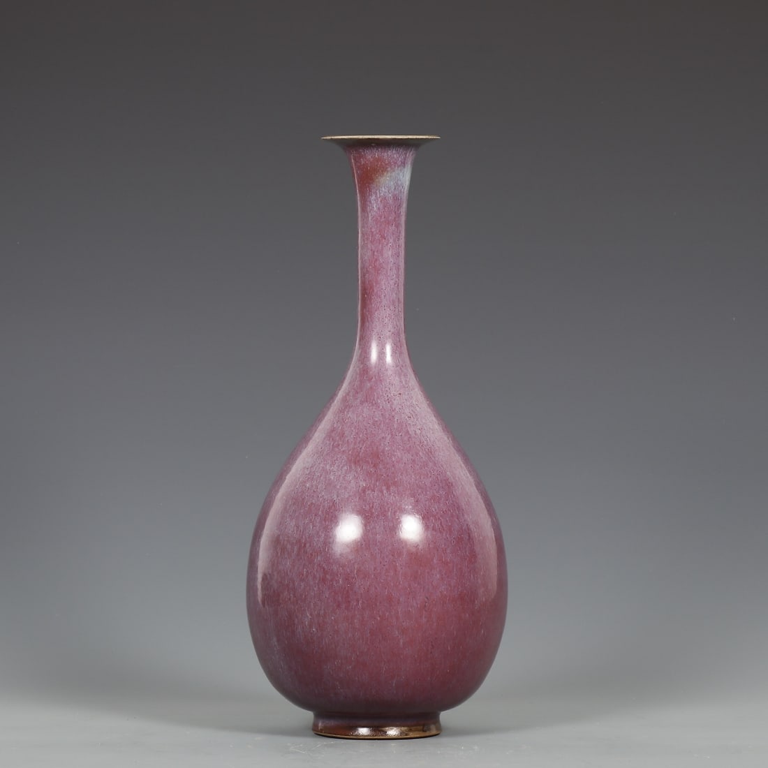 A Exquisite Jun Yao Purple Glazed Vase: A Exquisite Jun Yao Purple Glazed Vase,Song Dynasty, China,With Mark,Size:12inx2.4inx5.3in 钧窑玫瑰紫釉瓶,中国宋代,带款