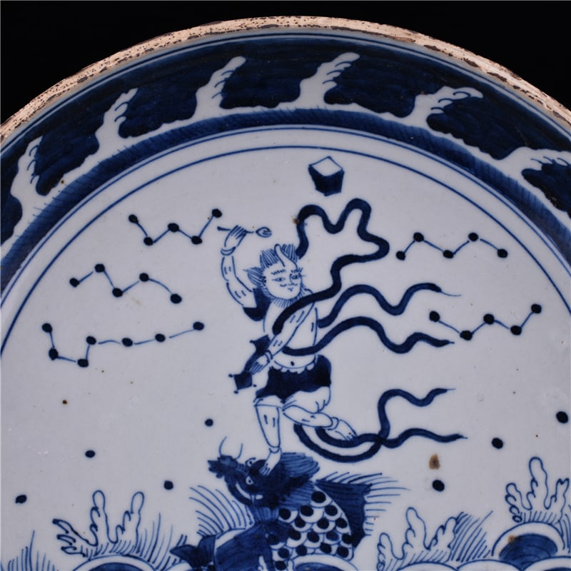 A Exquisite Blue and White Figures Pattern Plate - 4