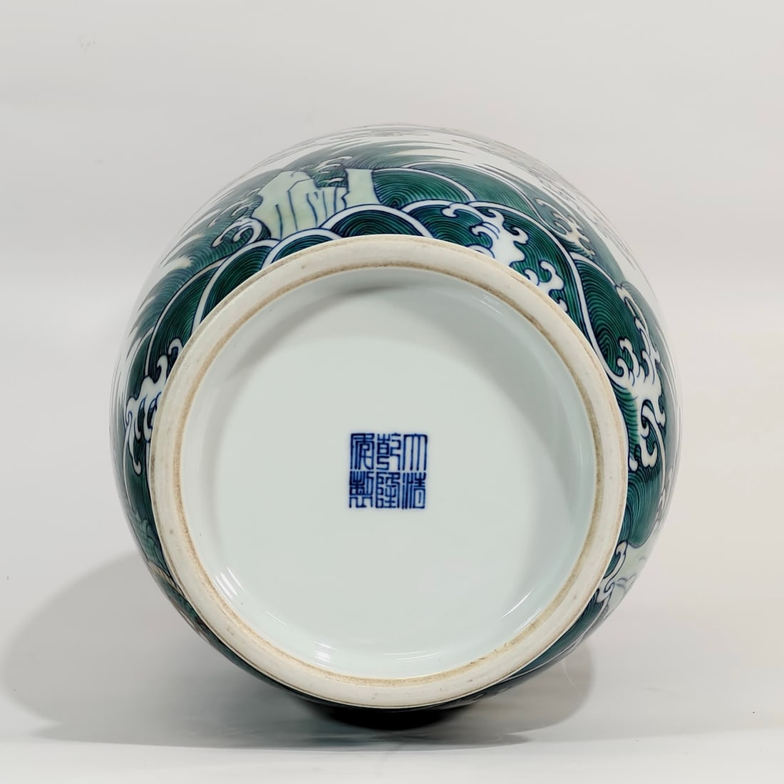 A Exquisite Doucai Dragon Pattern Vase - 9