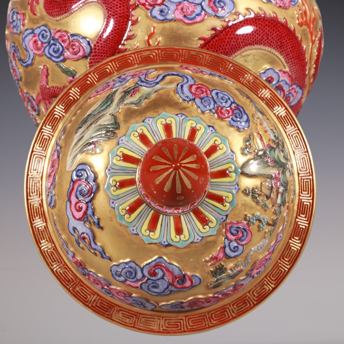 An Exquisite Enamel Seawater Pattern Landscape Pattern Dragon Pattern Jar - 7