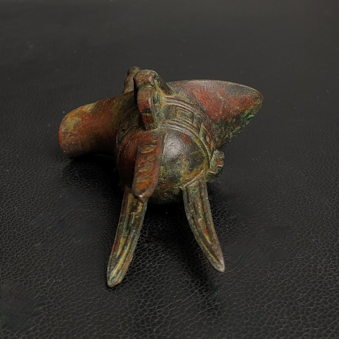An Exquisite Bronze Goblet - 9