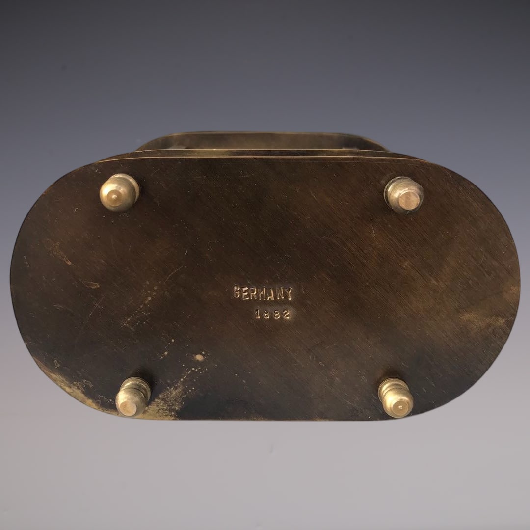 An Exquisite Bronze Lotus Pattern Clock - 8