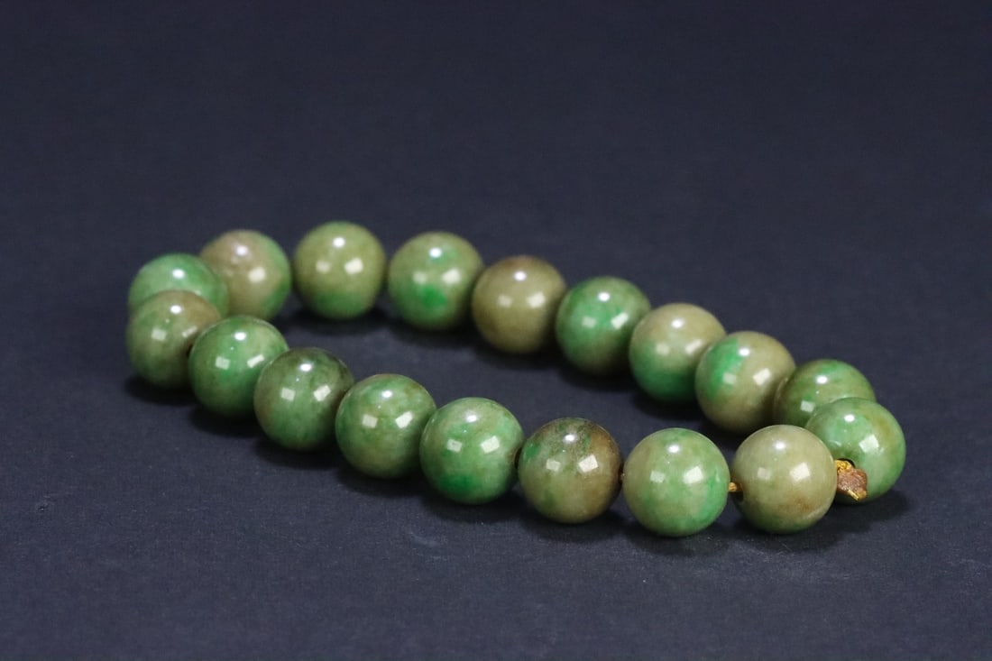 An Exquisite Jadeite Bracelets - 6