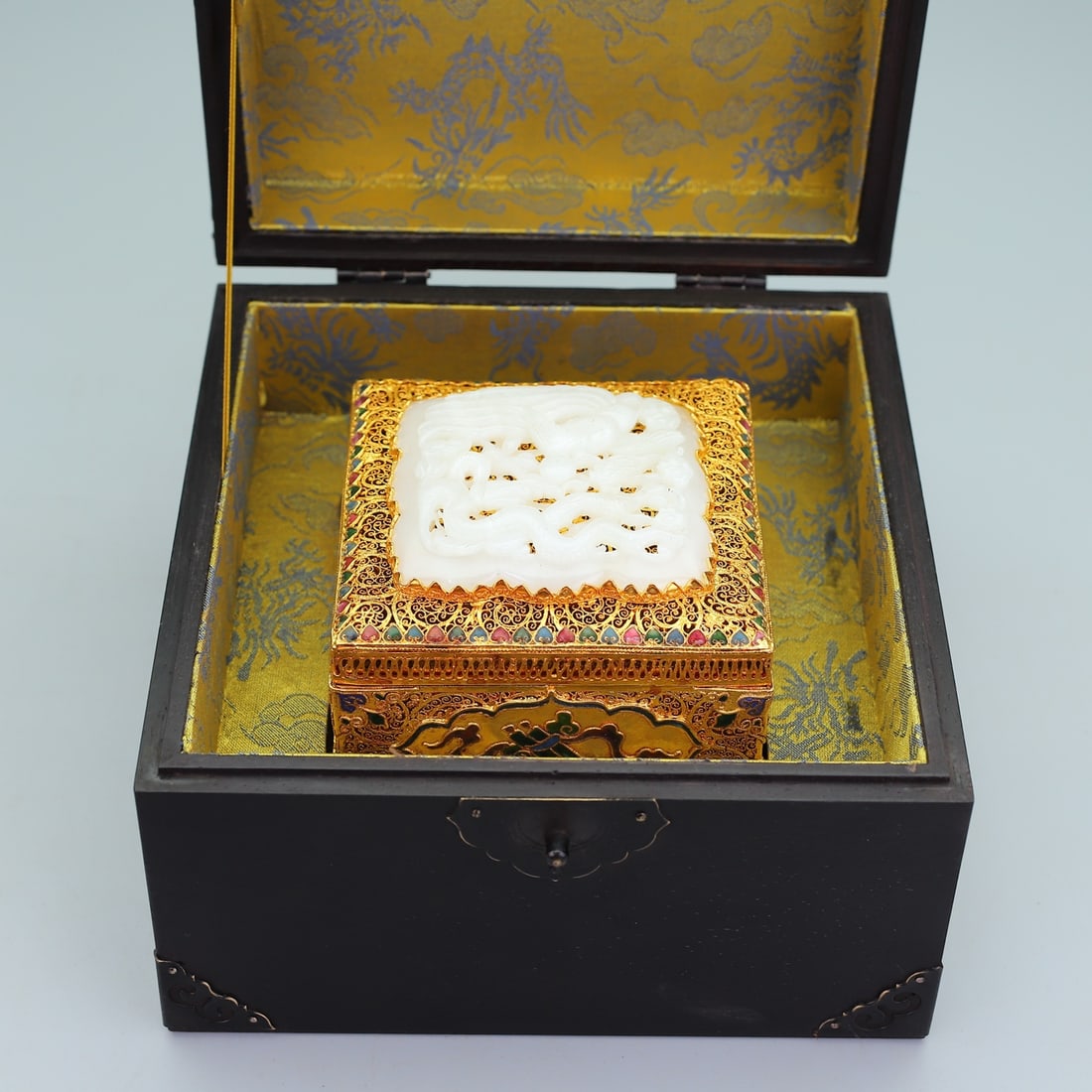 An Exquisite Gilt Bronze Inlaid White Jade Dragon and Phoenix Pattern Box (1 of 10)