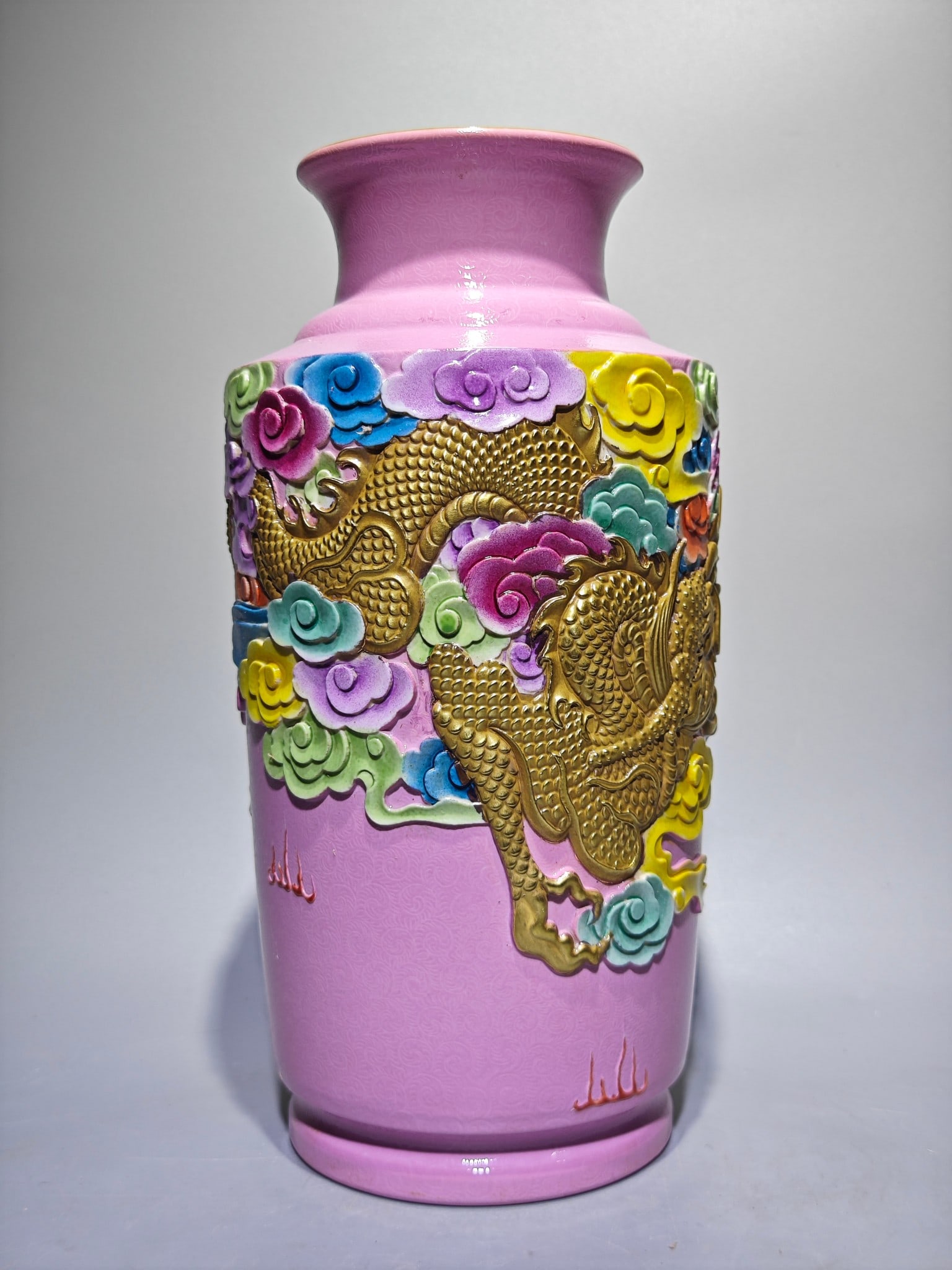 An Exquisite Enamel Dragon Pattern Vase - 5