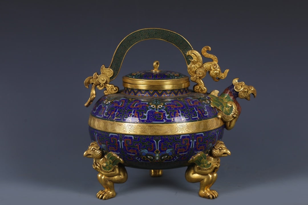 An Exquisite Cloisonne Beast-Face Pattern Ewer - 2