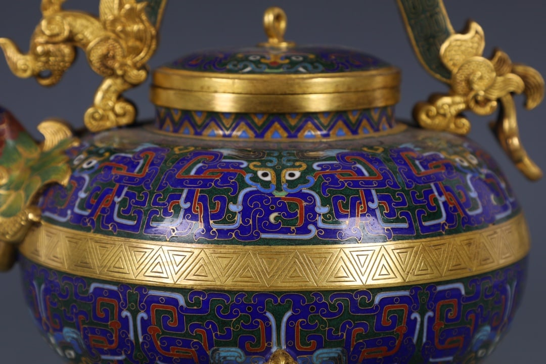 An Exquisite Cloisonne Beast-Face Pattern Ewer - 6
