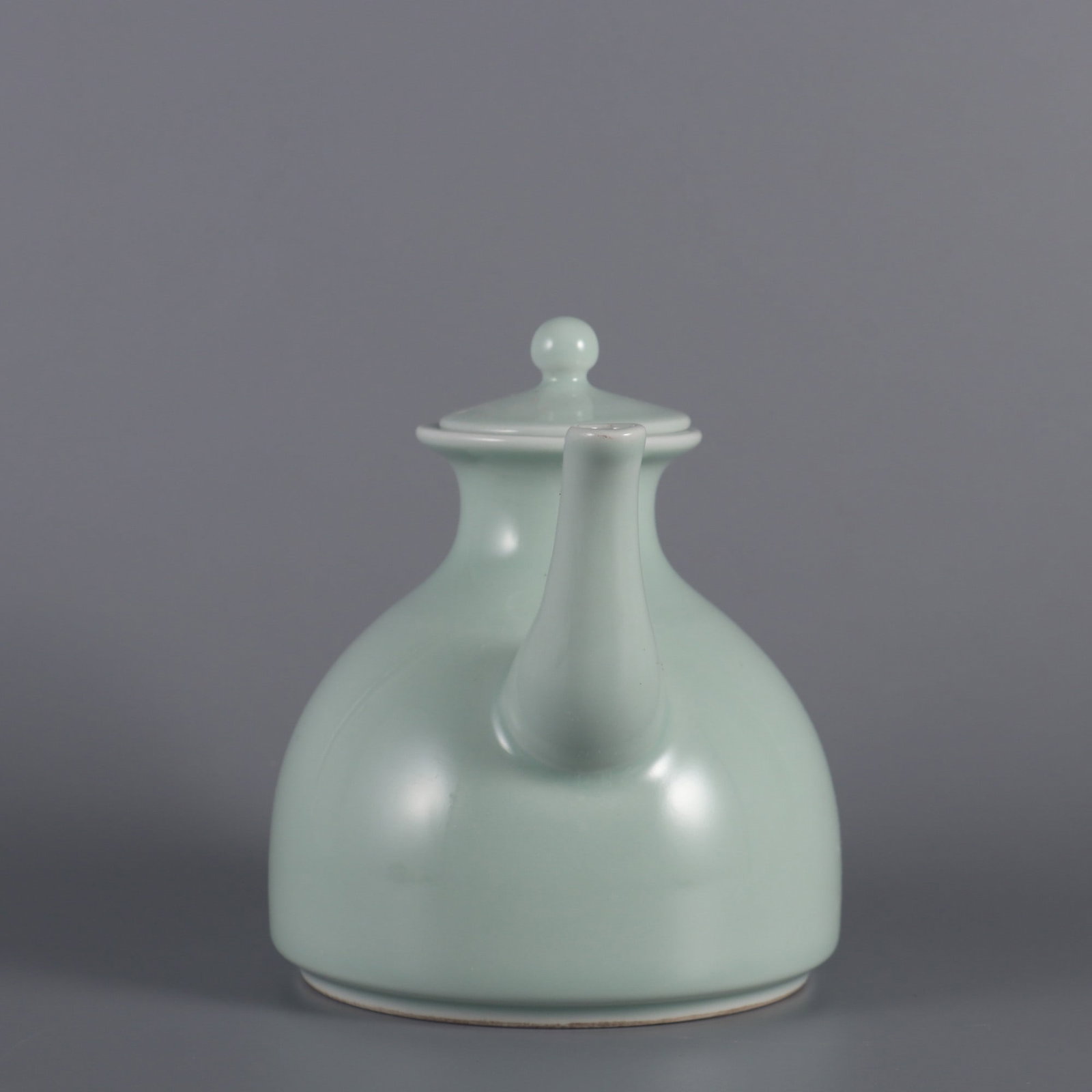 An Exquisite Celadon Glazed Teapot - 2