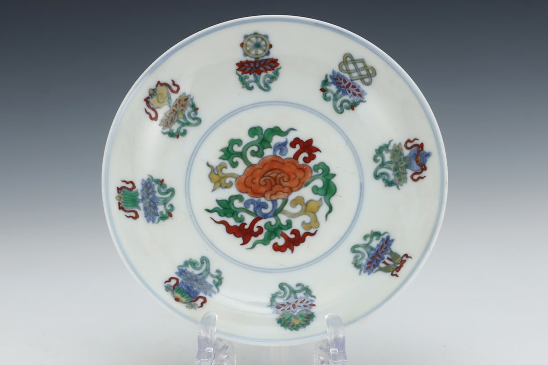 An Exquisite Doucai Flower Pattern Eight Treasures Pattern Plate - 3